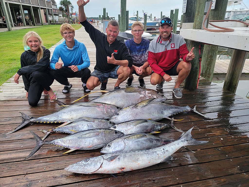 Yellowfin Tuna Fishing in Alabama: A Guide to Prime Seasons and Hotspots